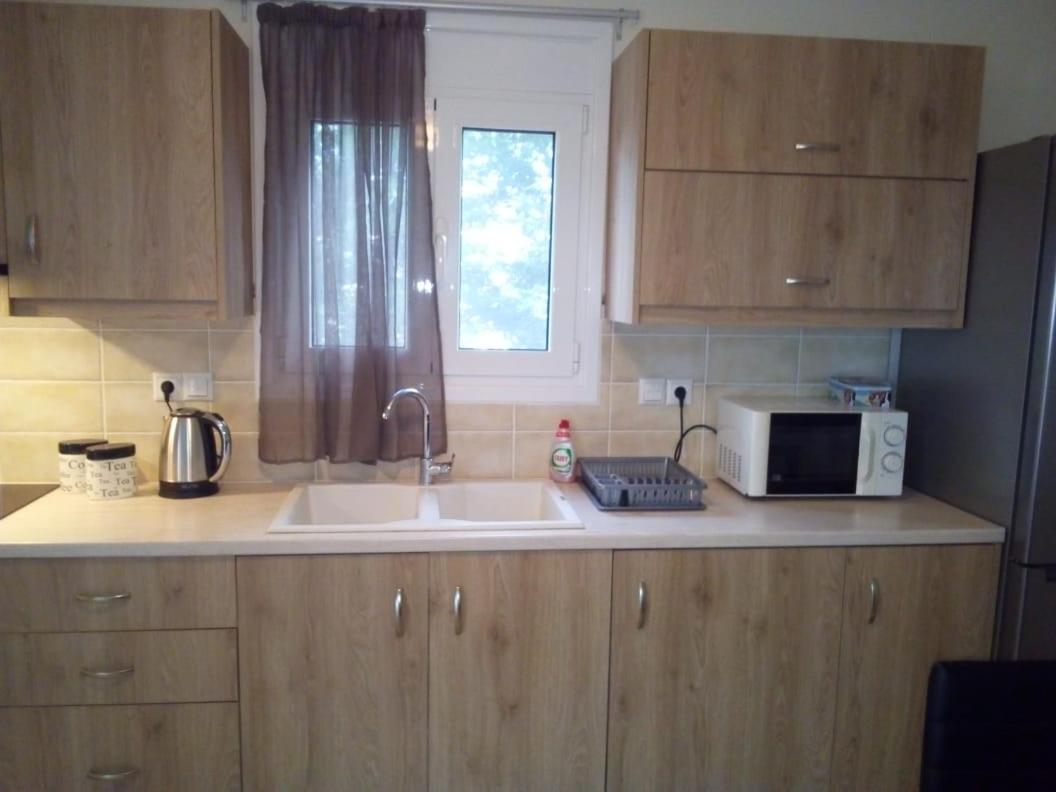 Aliveri Flat With Sea View Екстер'єр фото