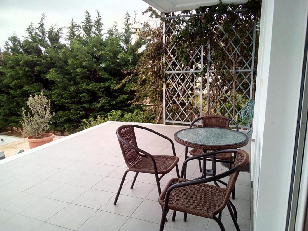 Aliveri Flat With Sea View Екстер'єр фото
