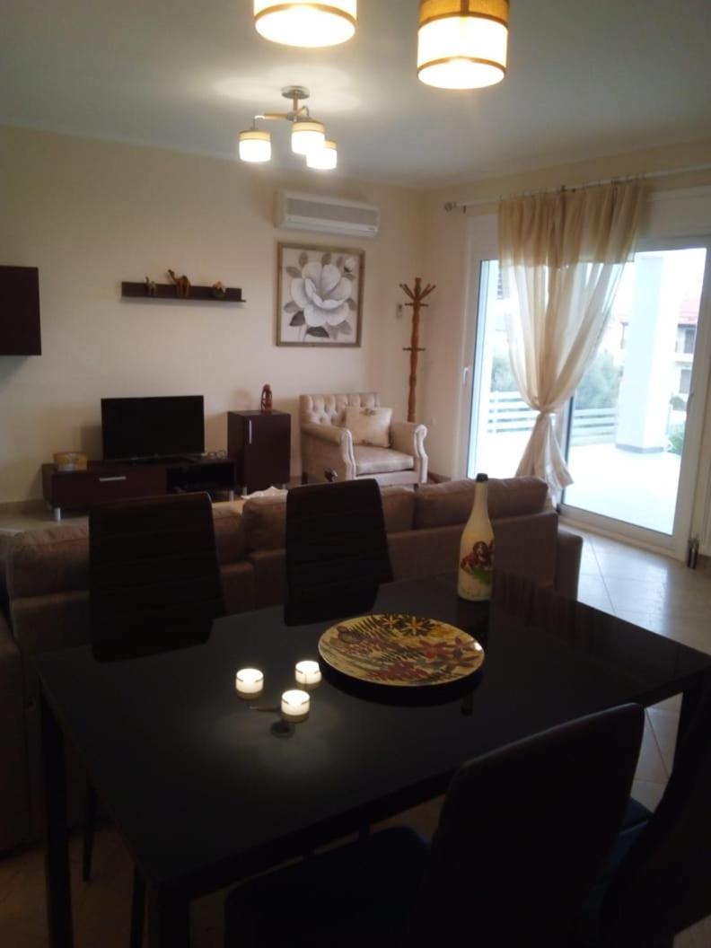 Aliveri Flat With Sea View Екстер'єр фото